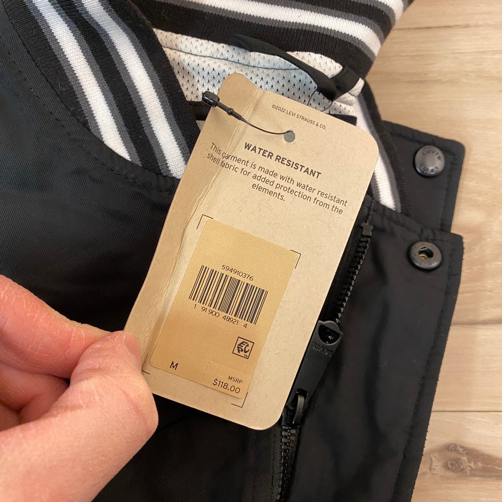 Levis Mens Water Resistant Varsity Bomber Jacket Black Medium NEW $118 - Picture 2 of 10
